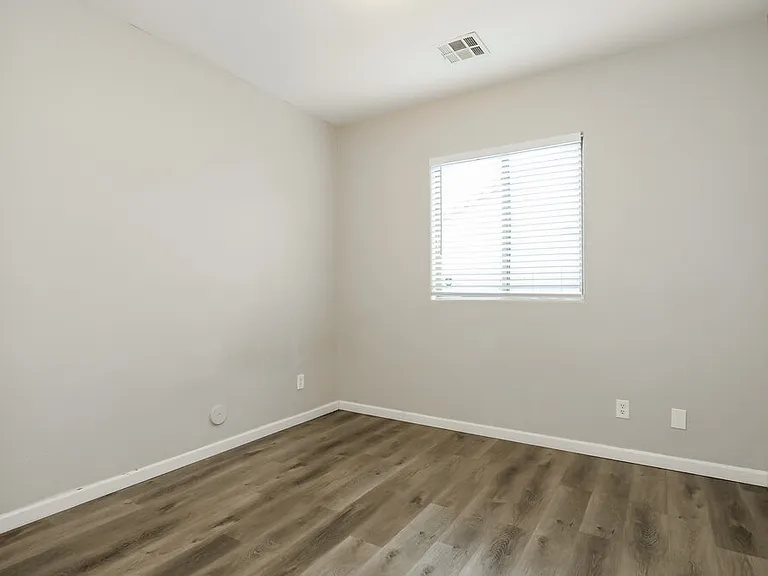 9849 W Horse Thief Pass — Photo 12