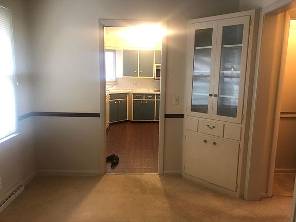 5th image of 5038 Allardowne St