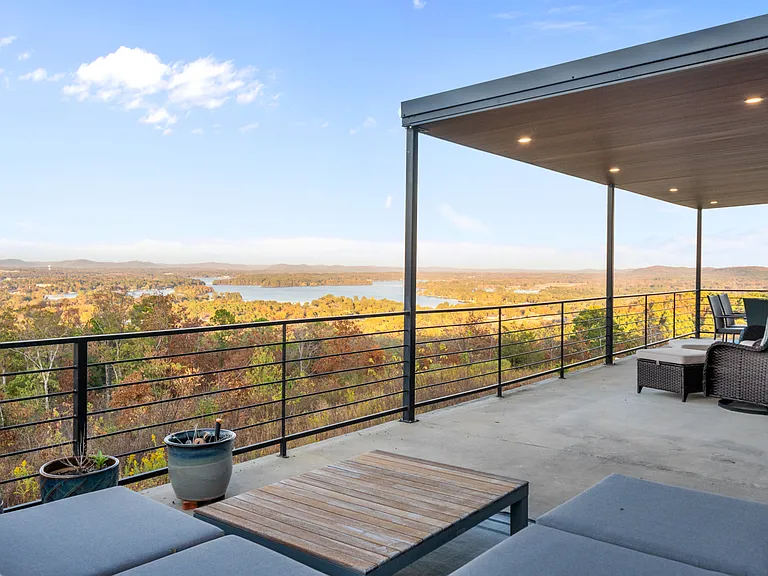 628 Mount Riante Rd — Photo 34
