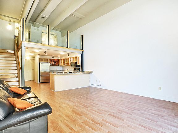 5th image of 101 N Clematis St APT 308