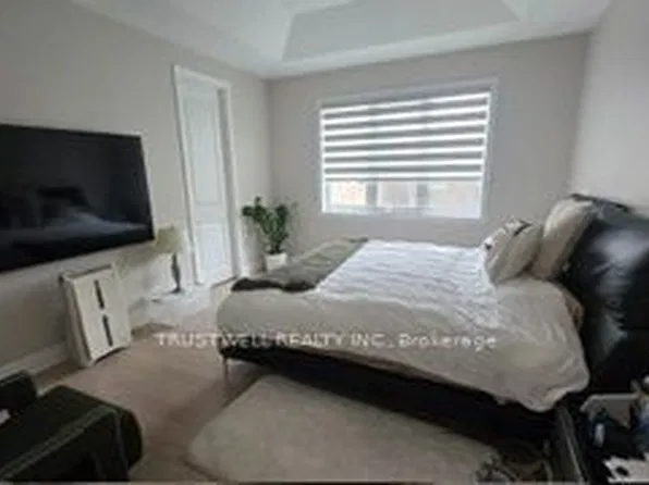 4 Greenridge Cres, Markham, ON L6C 3M2