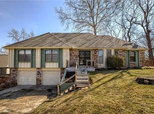 4707 Queal Dr, Shawnee, KS 66203