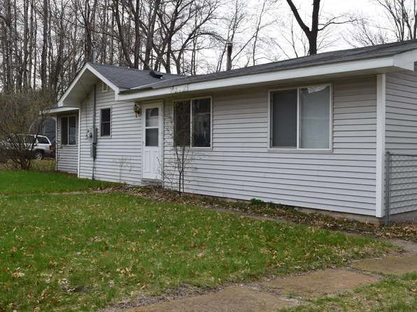 6913 228th Pl NE, Stacy, MN 55079