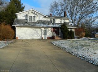 2857 Lee Rd, Stow, OH 44224