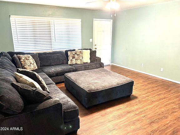 4th image of 3916 W PALMAIRE Drive