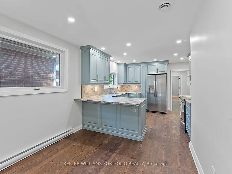 32 Gatesview Ave #UPPER — Photo 18