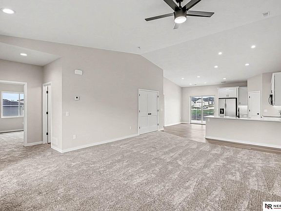2nd image of 9526 Duckhorn Dr