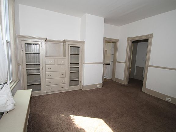 4th image of 318 Walnut Ave #A