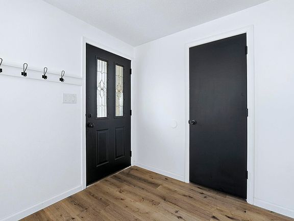 5th image of 22331 Maple Ln