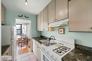 Sold by Metropolitan Property Group