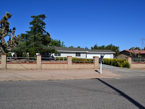 2nd image of 7596 Farmdale Ave