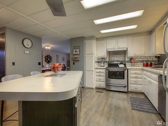 4th image of 7031 NE 175th St Unit 47