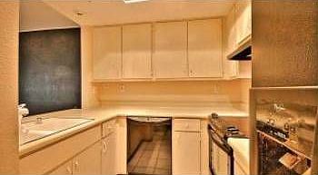 5th image of 261 Sumba Ct