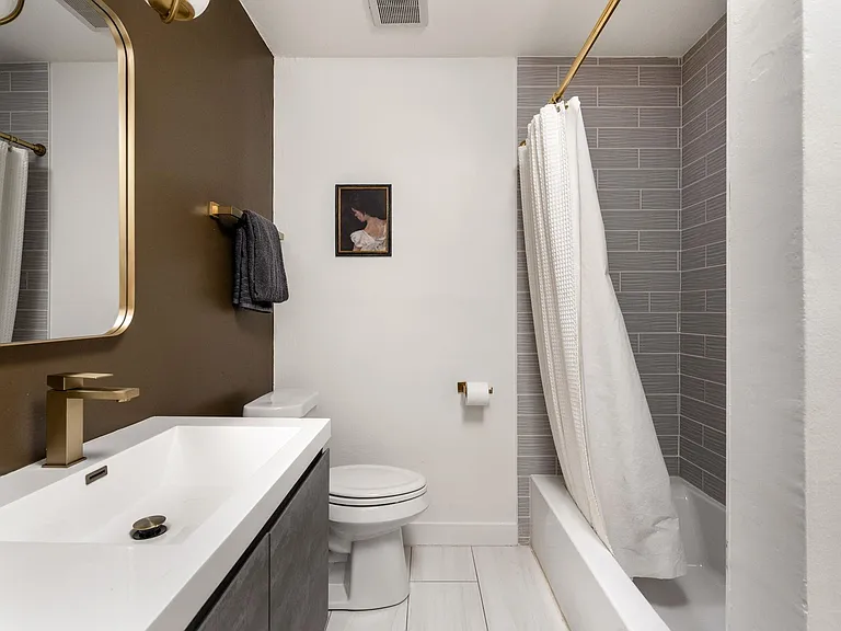 7909 Manassas Dr — Photo 33