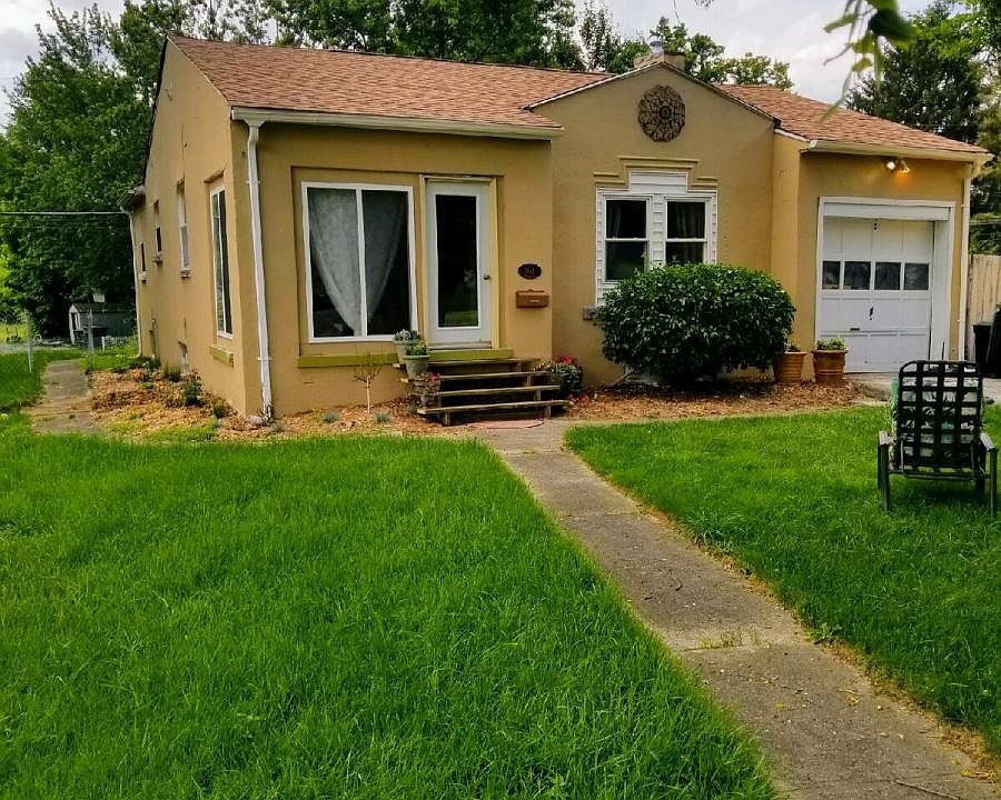 1st image of 1041 Wellington Blvd