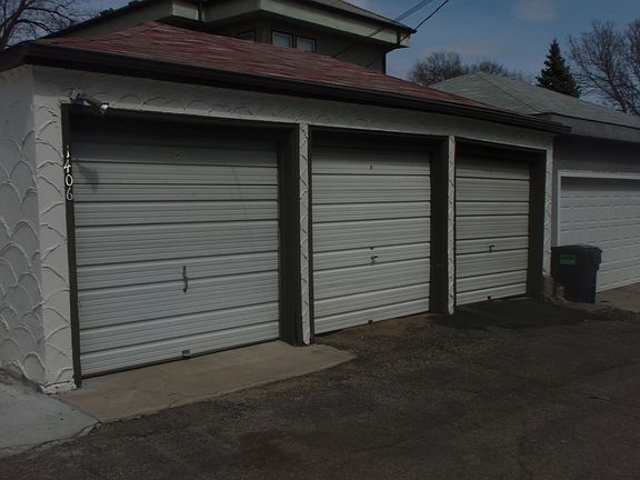 5th image of 1406 Grand Ave APT 2