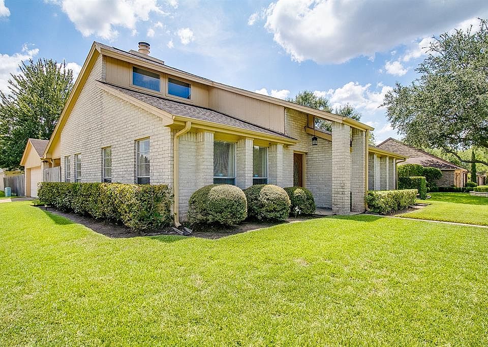 1st image of 1303 Mossridge Dr