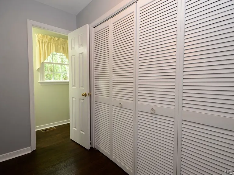 10125 Oakley Pointe Dr — Photo 4