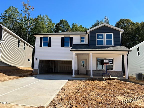 2nd image of 317 Squirrel Oaks Ln