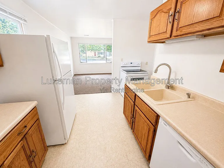 3006 Nellbert St — Photo 5