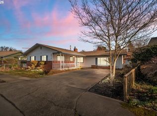 2813 Maywood Dr, Forest Grove, OR 97116