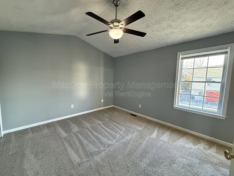 10500 Boxmeer Ct — Photo 9