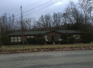 152 Flowers Rd, New Alexandria, PA 15670