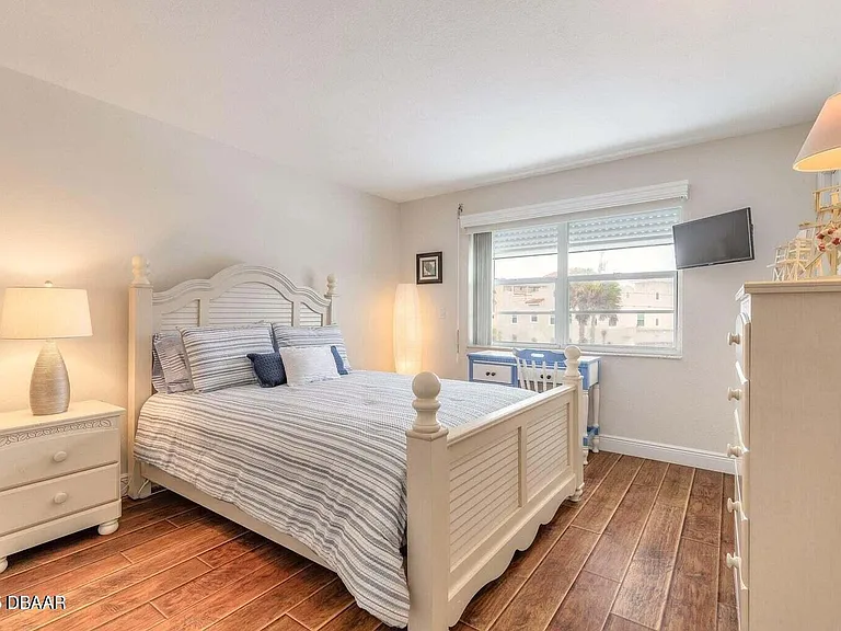 2750 Ocean Shore Blvd #19 — Photo 12