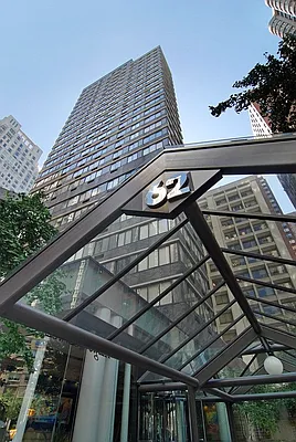 Rented by Keller Williams NYC | media 14