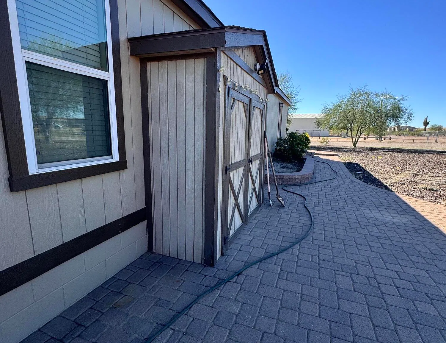 3 bed, 2.0 bath, 1466 sqft, $2,000 — Photo 4
