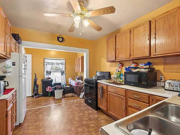 3rd image of 3412 W McLean Ave