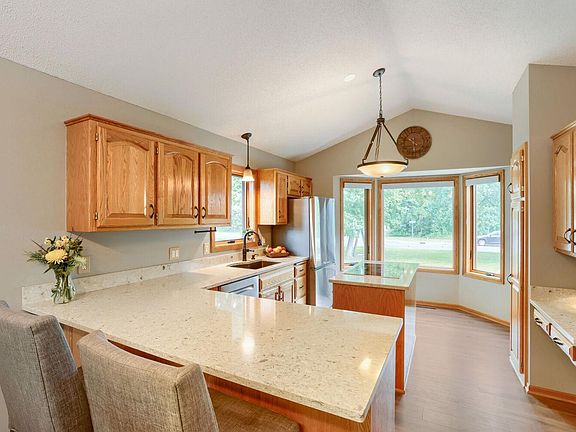 5th image of 720 79th St