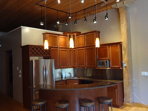 2nd image of 314 S 11th St APT 303