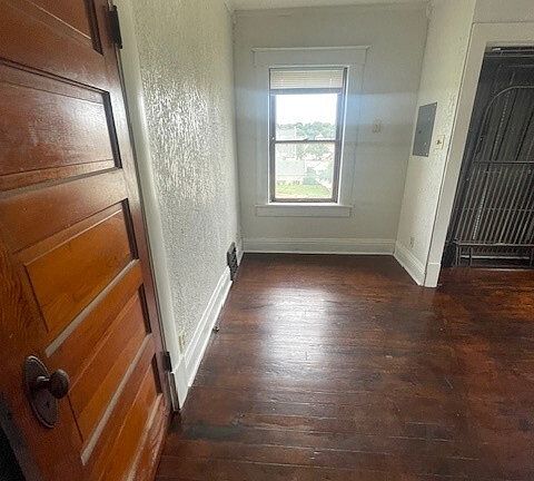 2nd image of 114 S 12th St #C