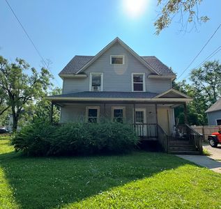 911 Mills St, Kalamazoo, MI, 49001