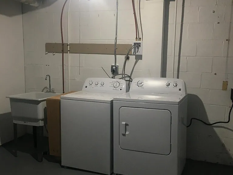 Basement Washer/Drier with utility sink