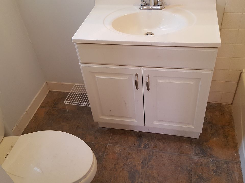 2nd image of 475 68th St