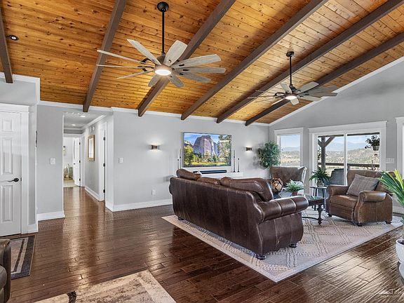 4th image of 24701 Flatiron Ct