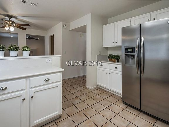 4th image of 9413 Valley Hills Ave