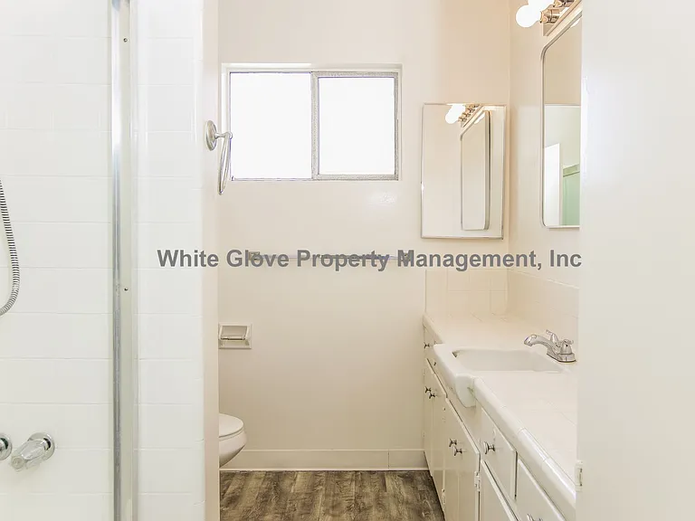 526 W. Chestnut St. — Photo 11
