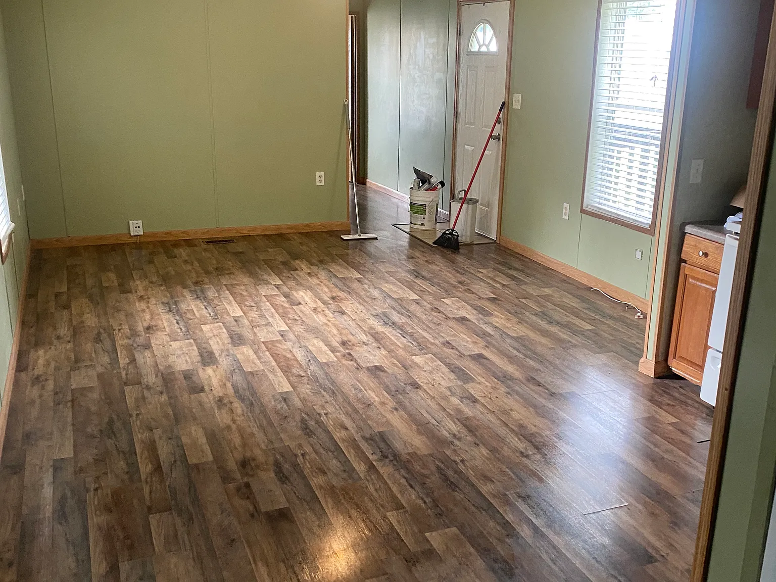 3 bed, 950 sqft, $950 — Photo 3