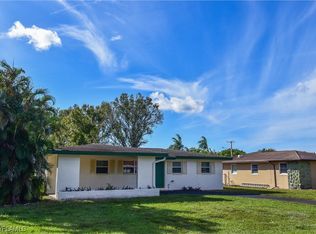 1744 Bonnie Ct, Fort Myers, FL 33901