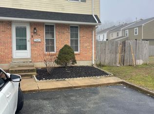 22 Forest Creek Dr, Dover, DE 19904