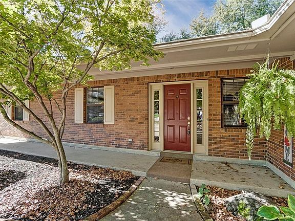 4th image of 8121 Beechcreek Dr