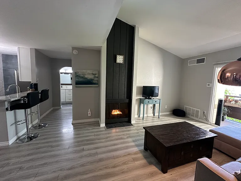 1605 Hotel Cir S #B313 — Photo 10