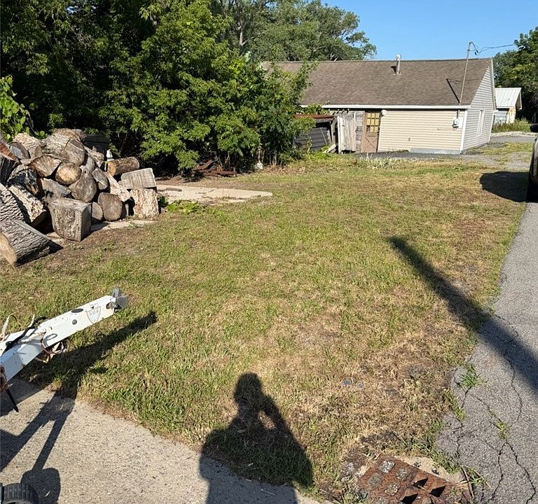 2nd image of 63 Ellicott Creek Rd Lot 11