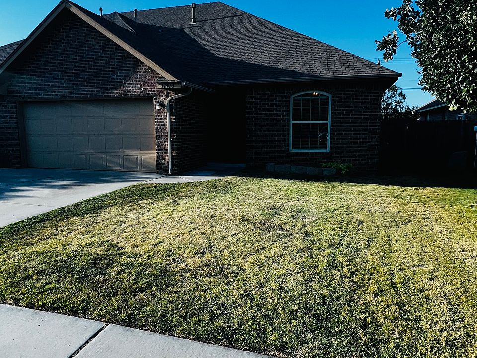 1st image of 11415 NW 121st Pl #11415