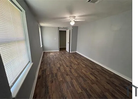 1936 Lariet Ln — Photo 11