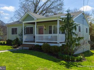 991 Putnam St, Harpers Ferry, WV 25425