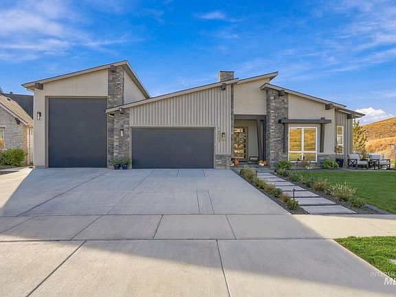 3rd image of 14567 N Whitefish Way